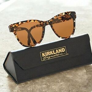 Kirkland Signature Wookie PET FRAME Sunglasses + Case